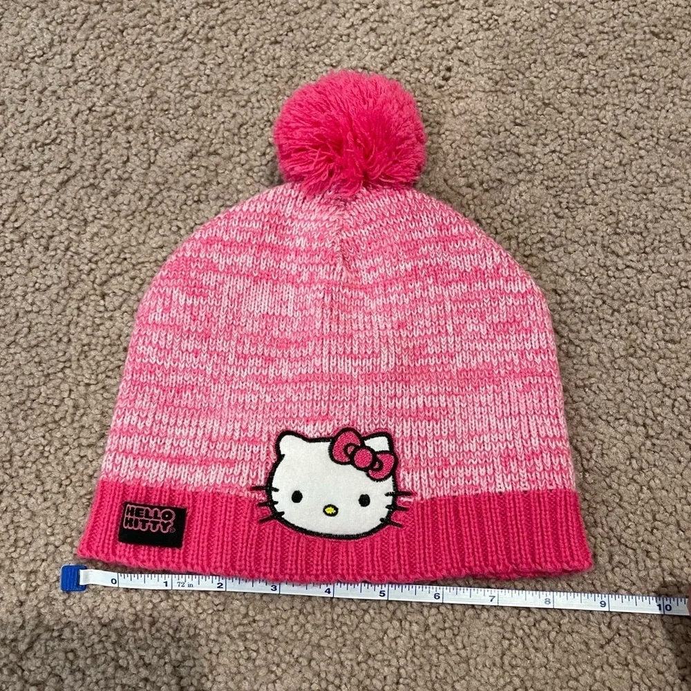 HELLO KITTY by Sanrio pink beanie hat PomPom